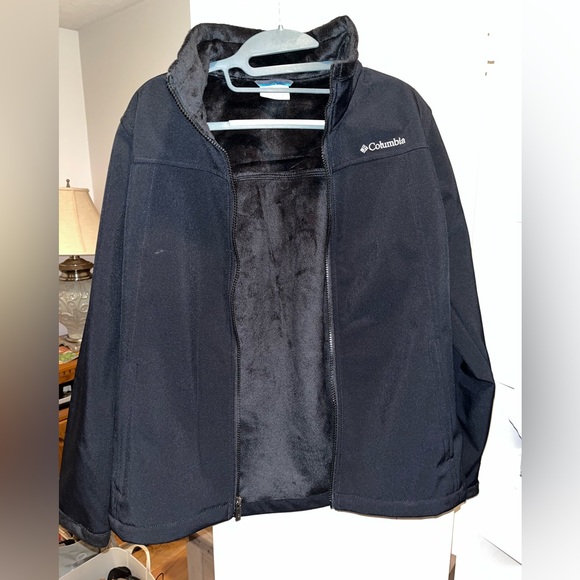 Womens Columbia soft shell jacket - Picture 2 of 5